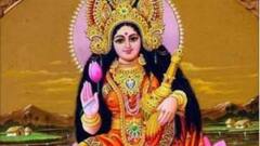 Lakhsmi Puja: লক্ষ্মীপুজোয় অর্থলাভ চান? বৃহস্পতিবার এই নিয়ম মানলেই ভাগ্যে উজ্জ্বল!