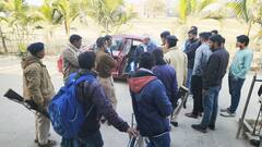 प्रोफेसर की 'गंदी बात'! कहा- 'जरा नकाब हटाओ...', बेतिया में छात्रा ने लगाया आरोप, मां-बेटी ने कूट दिया