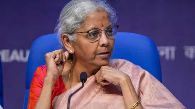 क्या होता है व्हाइट पेपर? कैसे, कब और किसके जरिए किया जाता है इसका इस्तेमाल What Is White Paper Origins Evolution Type Purpose And How It Is Used Now क्या होता है व्हाइट पेपर? कैसे, कब और किसके जरिए किया जाता है इसका इस्तेमाल