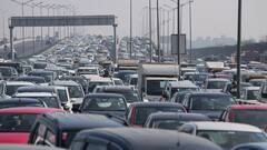 Farmer Protest: किसानों के आंदोलन में पहुंचे राकेश टिकैत, दिल्ली-नोएडा के इन इलाकों में भारी जाम, देखें तस्वीरें