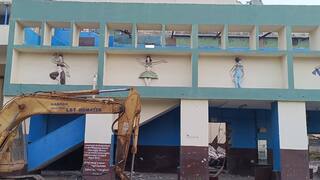 Coimbatore news South Indias first theater Delight is being demolished - TNN இடிக்கப்படும் தென்னிந்தியாவின் முதல் திரையரங்கம்  வணிக வளாகமாக மாறும் டிலைட் தியேட்டர்!