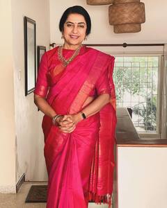 Suhasini Maniratnam Photos : நடிகை சுஹாசினி பற்றி நீங்கள் அறியாத தகவல்கள்!