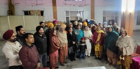 Ludhian News: ਪੰਜਾਬ ਸਰਕਾਰ ਵੱਲੋਂ ਵਿੱਢੀ ਮੁਹਿੰਮ ਦਾ ਵਸਨੀਕਾਂ ਵਲੋਂ ਲਿਆ ਜਾ ਰਿਹਾ ਭਰਪੂਰ ਲਾਹਾ - ਵਿਧਾਇਕ ਛੀਨਾ Ludhian News: ਪੰਜਾਬ ਸਰਕਾਰ ਵੱਲੋਂ ਵਿੱਢੀ ਮੁਹਿੰਮ ਦਾ ਵਸਨੀਕਾਂ ਵਲੋਂ ਲਿਆ ਜਾ ਰਿਹਾ ਭਰਪੂਰ ਲਾਹਾ - ਵਿਧਾਇਕ ਛੀਨਾ
