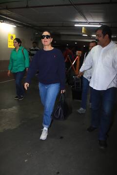 ब्लू स्वेटशर्ट के साथ डेनिम पहने एयरपोर्ट पर स्टाइलिश अंदाज में  स्पॉट हुईं Kareena Kapoor, मास्क लगाए नो मेकअप लुक में दिखीं प्रीति जिंटा