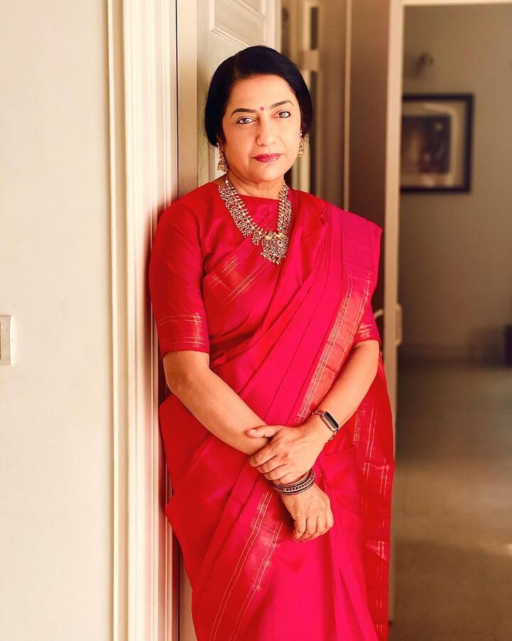 தமிழ்நாட்டில் பிறந்து வளர்ந்த இவர், தமிழ் படங்களை விட அதிகமான கன்னட படங்களில்தான் நடித்துள்ளார்.