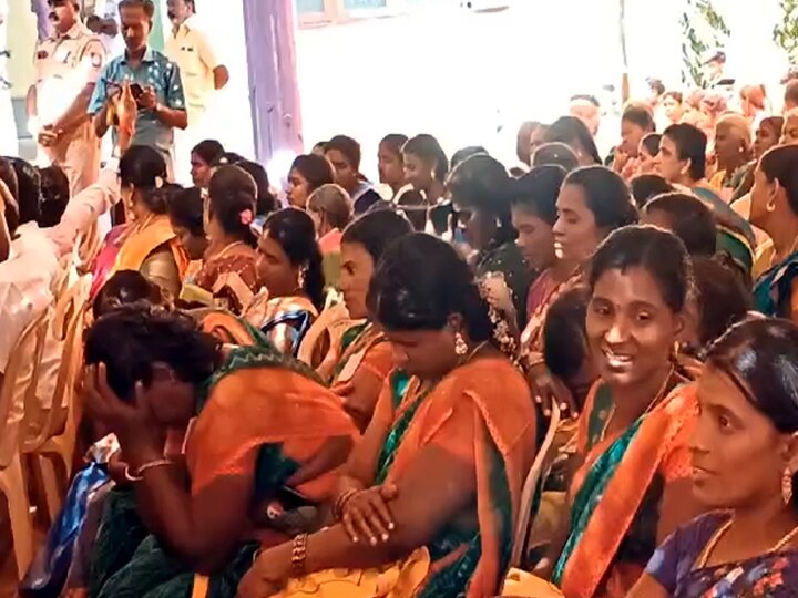 தேனி:  தமிழக ஆளுநர் மேடையில்  சீரியஸாக பேசியபோது தூங்கிய மக்கள்..