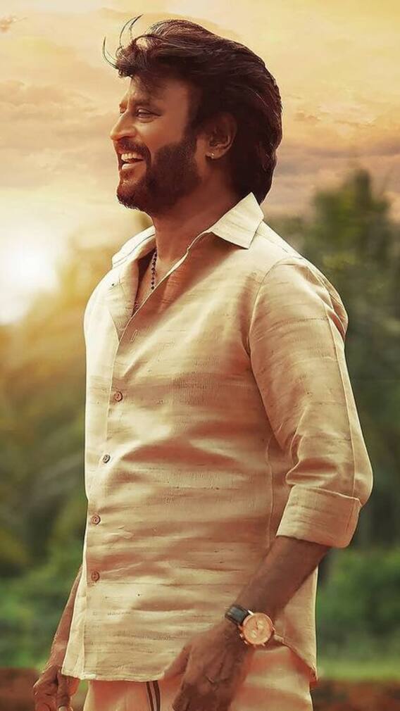 रजनीकांत के कितने बच्चे हैं?