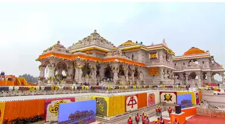Crowd of devotees at Ram temple in Ayodhya more than 18 lakh donations in just two days राम मंदिरात भाविकांची गर्दी, अवघ्या दोनच दिवसात 18 लाखाहून अधिक दान 