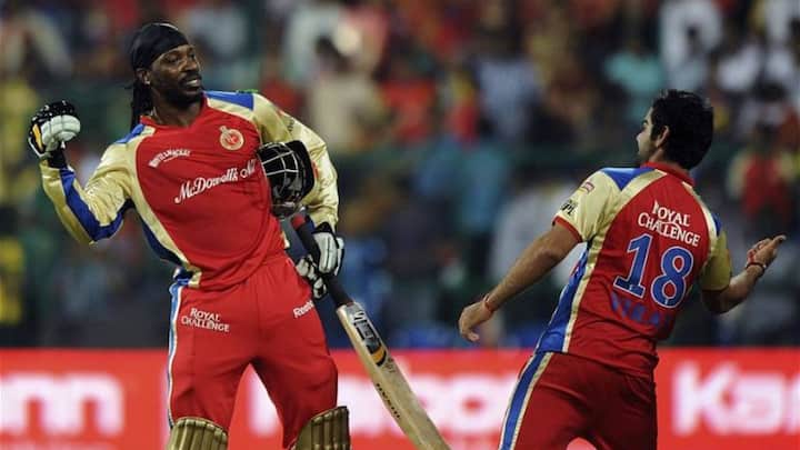 टी20 फॉर्मेट में सबसे ज्यादा रन वेस्टइंडीज के पूर्व दिग्गज क्रिस गेल ने बनाए हैं. अपने करियर में उन्होंने अभी तक 463 मुकाबलों में 14,562 रन बनाए हैं.