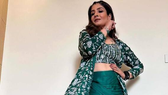 Raveena Tandon Photos: 'KGF' రమికా సేన్ ట్రెండీ లుక్ Raveena Tandon Photos: 'KGF' రమికా సేన్ ట్రెండీ లుక్
