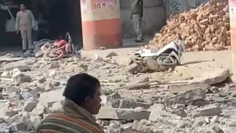 Gokulpuri Metro Station boundary wall collapsed DMRC Announces Compensation Delhi Government Action ann