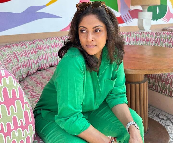 நதியாவுக்கு சாக்லேட்தான் பேவரட் அதிலும் டார்க் சாக்லேட் மிகவும் பிடிக்கும்.