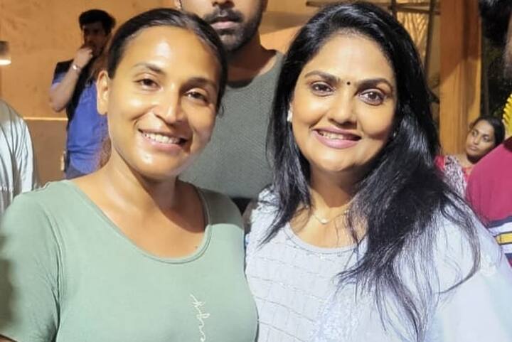 இந்த இரண்டாவது இன்னிங்ஸ் வாய்ப்பளித்த இயக்குநர் ஐஸ்வர்யாவுக்கு நன்றி தெரிவித்துள்ளார்.