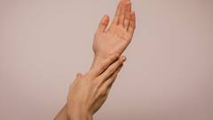 Beauty Tips :   हात पायाची टॅनिंग दूर करायची आहे ? हे घरगुती उपाय करा