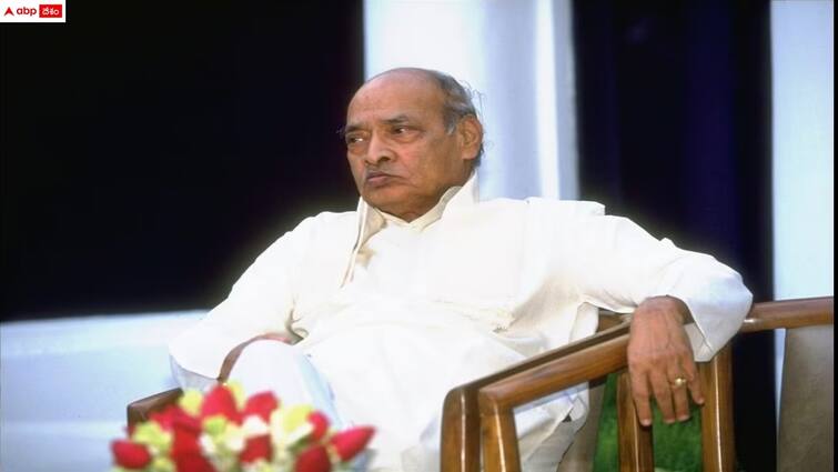 ex pm pv narasimharao conferred with bharat ratna and his profile PV Narasimha Rao: తొలిసారి తెలుగు బిడ్డకు దేశ అత్యున్నత పురస్కారం - జర్నలిస్టు నుంచి ప్రధానిగా పీవీ నరసింహారావు, ప్రస్థానం ఇదే!