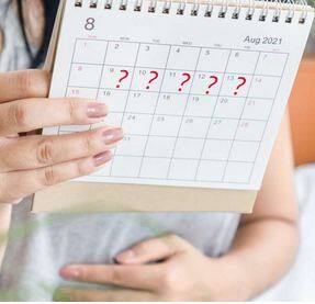 ਆਮ ਤੌਰ 'ਤੇ, ਜੇ ਪੀਰੀਅਡਜ਼ ਮਿਸ ਹੋ ਜਾਂਦੇ ਹਨ, ਤਾਂ ਇਸ ਦਾ ਕਾਰਨ ਗਰਭ ਅਵਸਥਾ ਮੰਨਿਆ ਜਾਂਦਾ ਹੈ। ਪਰ ਇਸ ਤੋਂ ਇਲਾਵਾ ਪੀਰੀਅਡਸ ਮਿਸ ਹੋਣ ਦੇ ਕਈ ਕਾਰਨ ਹਨ, ਇੱਥੇ ਜਾਣੋ-