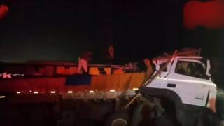 Accident Video: આંધ્રપ્રદેશમાં ટ્રક-બસ-લારી વચ્ચે ભયાનક રૉડ અકસ્માત, 6 લોકોના મોત, અનેક ઘાયલ