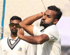 Akash Deep Profile: એક મેચમાં લઇ ચૂક્યો છે 10 વિકેટ, 4 વાર કર્યુ છે 5 વિકેટો લેવાનું કારનામું, જાણો યુવા બૉલર આકાશદીપ વિશે....