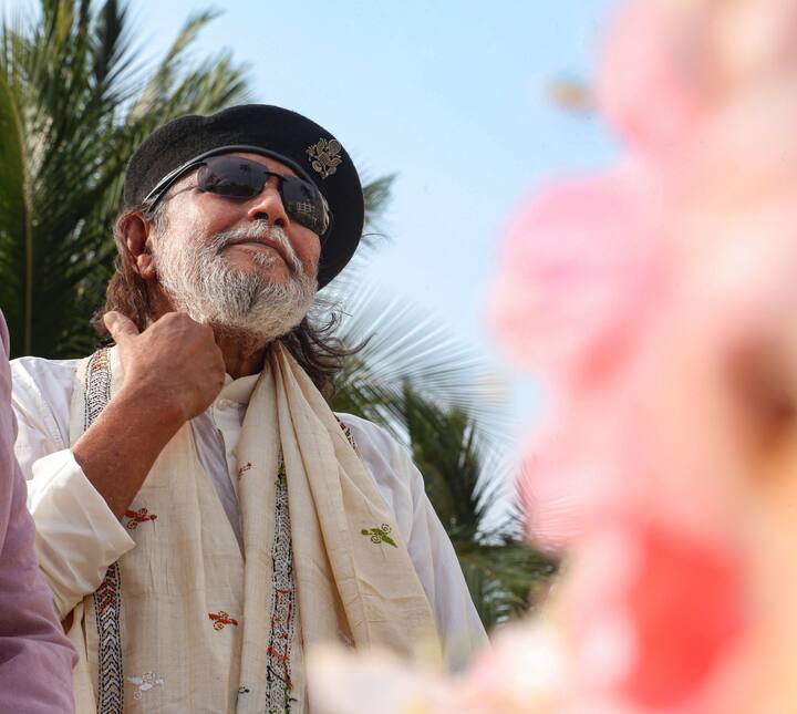 त्यांनी बंगाली, हिंदी, ओरिया, भोजपुरी, तमिळ, तेलगू, कन्नड आणि पंजाबी अशा विविध भाषांमध्ये 350हून अधिक चित्रपट केले आहेत. (Photo Credit : PTI)