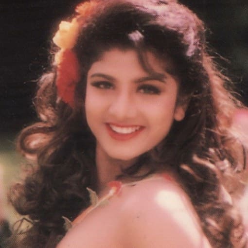 एक्ट्रेस रंभा का असली नाम विजयलक्ष्मी यीदी है जिनका जन्म 1976 में आंध्र प्रदेश के विजयवाड़ा में हुआ था. फिल्मों में आने के बाद उन्होंने अपना नाम रंभा कर लिया. रंभा एक तेलुगु फैमिली को बिलॉन्ग करती हैं.