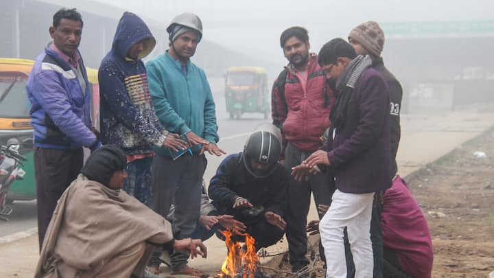मौसम केंद्र जयपुर के अनुसार बीते चौबीस घंटे में राज्य में मौसम सामान्य तौर पर शुष्क रहा. पूर्वी राजस्थान में कहीं कहीं शीतलहर दर्ज की गई तो पश्चिमी राजस्थान में कहीं कहीं ‘शीत दिवस’ दर्ज किया गया.