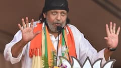 Mithun Chakraborty Hospitalized: মিঠুন চক্রবর্তীর 'ব্রেনস্ট্রোক' , কেমন আছেন এখন?