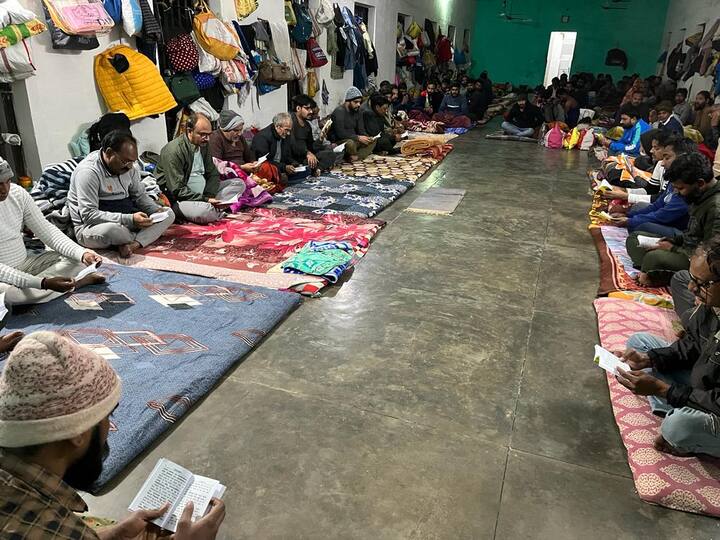 ये बंदी अपनी गलतियों पर पछताते तो हैं, लेकिन उनके मामले न्यायालय में विचाराधीन होने और अपराध की संगीन धाराओं को देखते हुए उन्हें जेल में ही जीवन गुजारना पड़ता है.