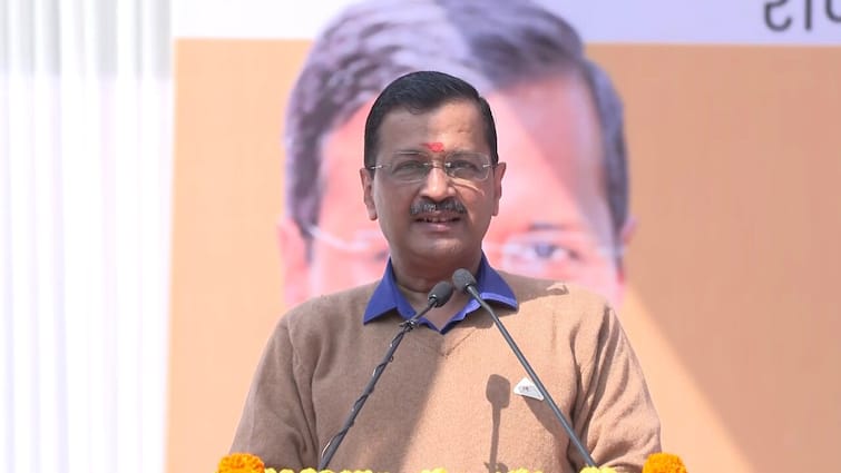 Delhi Liquor Policy Case ED Sends 6th Summons To Arvind Kejriwal Questioning On Feb 19 AAP BJP Congress ED Sends 6th Summons To Delhi CM Kejriwal, Asks To Appear For Questioning On Feb 19