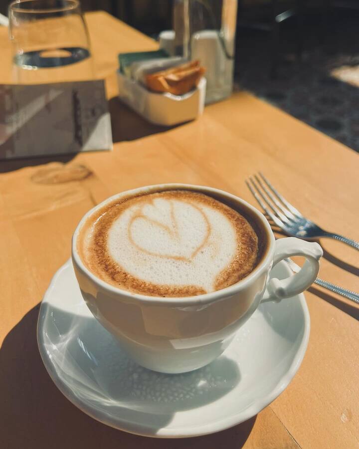 The actress celebrated the feat with the other cast members. (All images: Instagram/@mmoonstar)