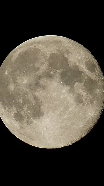 चांद पर रात कितनी बड़ी होती है?