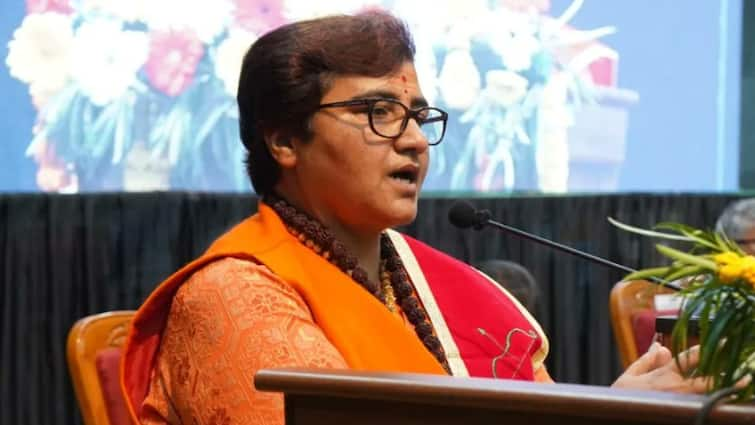 Bhopal MP Sadhvi Pragya Singh Thakur Reaction on Ram Mandir Dhanyawad Prastav PM Narendra Modi MP: सांसद साध्वी प्रज्ञा ने राम मंदिर धन्यावद प्रस्ताव दिया बड़ा बयान, कहा- 'ये सिर्फ एक मंदिर नहीं बल्कि हिंदुत्व...'