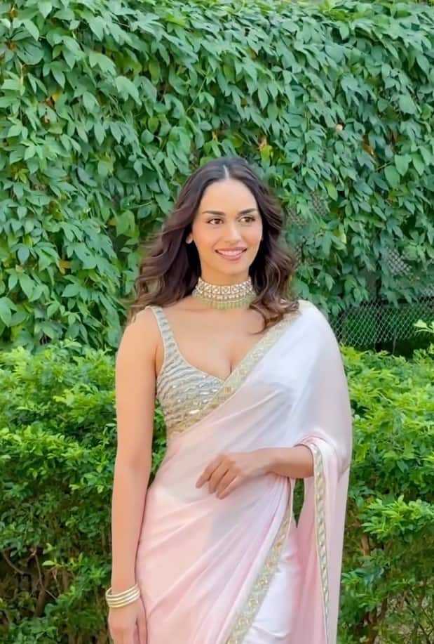 મિસ વર્લ્ડનો ખિતાબ જીતીને સમગ્ર વિશ્વમાં ભારતને ગૌરવ અપાવનાર માનુષી છિલ્લર આજે કોઈ પરિચયની જરૂર નથી.