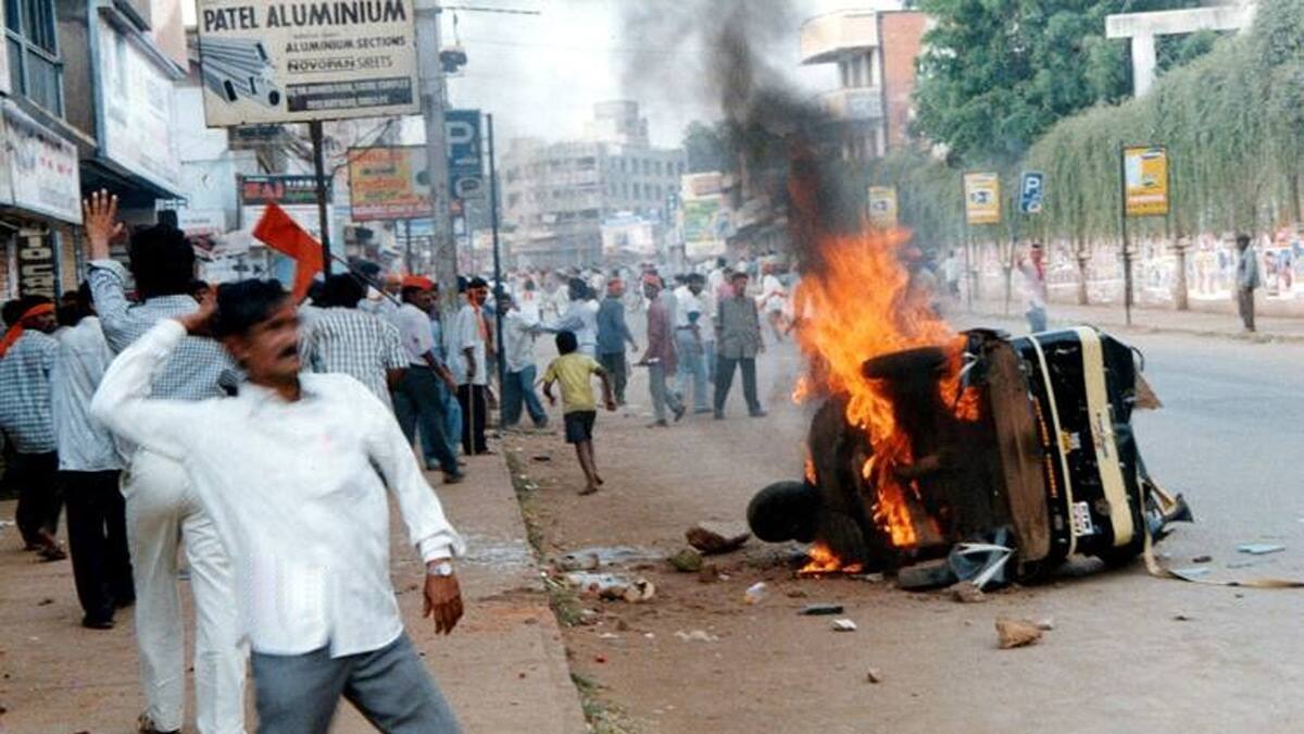 दंगे का चुनावी कनेक्शन: 30 साल में 7 बड़ी हिंसा से बदल गई देश की सियासत; यूपी-गुजरात प्रयोगशाला