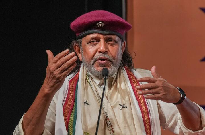 मिथुन चक्रवर्ती यांना ब्रेनस्ट्रोक झाल्याची माहिती समोर आली आहे. (Photo Credit : PTI)