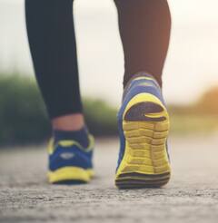 Walking Benefits: ਪੈਦਲ ਤੁਰਨ ਨਾਲ ਛੂ-ਮੰਤਰ ਹੋ ਜਾਂਦੀਆਂ ਸਰੀਰ ਦੀਆਂ ਕਈ ਸਮੱਸਿਆਵਾਂ...ਜਾਣੋ ਫਾਇਦੇ