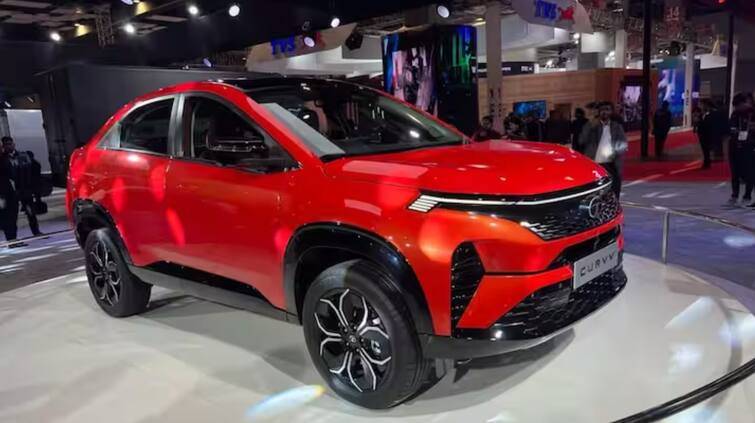 tata motors will be launch their ice curvv after 3 to 4 months launch of electric variant Tata Curvv: ਇਲੈਕਟ੍ਰਿਕ ਕਰਵ ਤੋਂ 3-4 ਮਹੀਨੇ ਬਾਅਦ ਬਾਜ਼ਾਰ 'ਚ ਆਵੇਗਾ ਡੀਜ਼ਲ-ਪੈਟਰੋਲ ਵੇਰੀਐਂਟ, ਜਾਣੋ ਫੀਚਰਸ ਅਤੇ ਸਪੈਸੀਫਿਕੇਸ਼ਨਸ ਨਾਲ ਜੁੜੇ ਵੇਰਵੇ