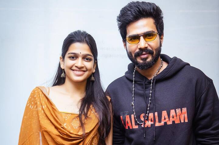அனந்திகா சனில்குமார் விஷ்ணு விஷாலின் ஜோடியாக நடித்து இருந்தார்.