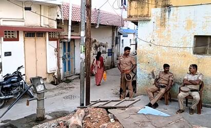 National Intelligence Agency officials raided 2 locations in Trichy - TNN பாகிஸ்தானுக்கு அடிக்கடி சென்று வந்தார்களா?  - திருச்சியில் NIA அதிகாரிகள் அதிரடி சோதனை