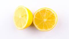 Lemon Benefits : लिंबू चवीबरोबरच आरोग्यासाठीही  खूप फायदेशीर आहे, जाणून घ्या याचे अनेक फायदे !