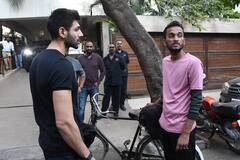 Kartik Aaryan Meets Fan Who Cycled From Jhansi To Mumbai To See Him - See Pics