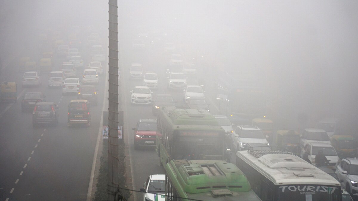 Delhi-NCR: Cold weather conditions prevail in Delhi-NCR; mercury