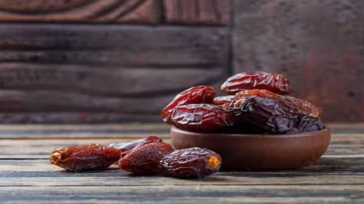 Dates in winter: શિયાળામાં ખજૂર સ્વાસ્થ્ય માટે ખૂબ જ ફાયદાકારક, ડાયેટમાં કરો સામેલ