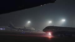 Weather Update: दिल्ली में घने कोहरे ने धीमी की रफ्तार! IGI एयरपोर्ट पर कई फ्लाइट्स डिले, अगले पांच दिनों ऐसा रहेगा मौसम