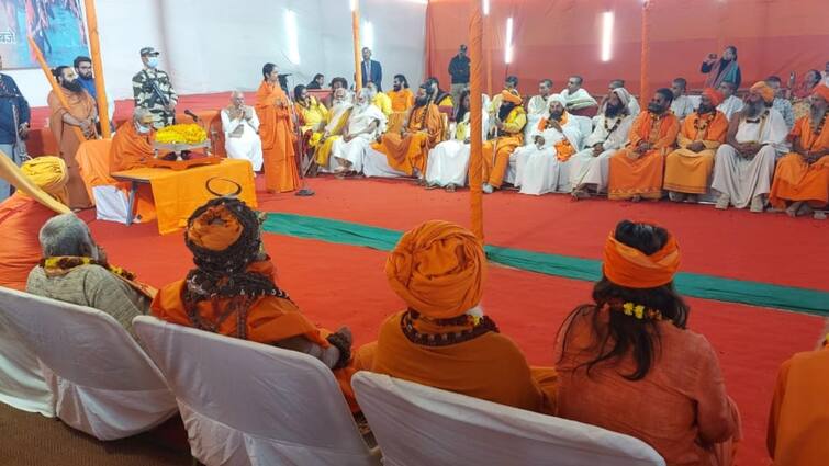 राम मंदिर पर पीएम मोदी को रिटर्न गिफ्ट देंगे साधु-संत, काशी-मथुरा विवाद पर भी दिया बयान