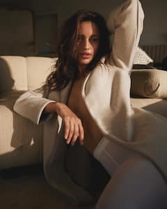 Tripti Dimri : యానిమల్ బ్యూటీ బోల్డ్ ఫోటోలు చుశారా? ఎంత స్టన్నింగ్​గా ఉన్నాయో