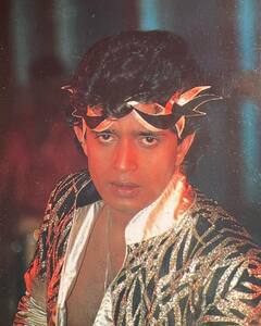 इस मशहूर एक्ट्रेस संग रहा अफेयर, दो बार की शादी, जानें Mithun Chakraborty की कैसी रही लव लाइफ