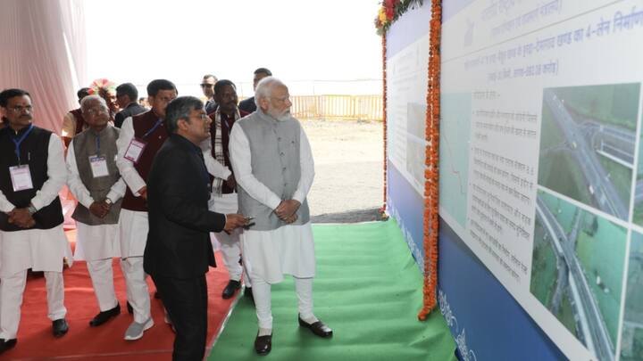 PM Modi also unveiled multiple road development projects to improve road connectivity and economic development in the region.(Image Source: X/@BJP4MP)
