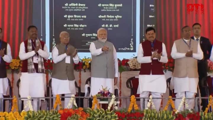 Development projects worth Rs 7,550 crore were unveiled by PM Modi to benefit the significant tribal population of Jhabua. (Image Source: X/@BJP4MP)