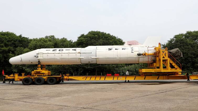 ISRO rocket launch how to register to see know details செயற்கை கோள் விண்ணில் ஏவுவதை நேரில் பார்க்க வேண்டுமா? முன்பதிவு செய்வது எப்படி?