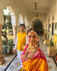 TV Actor Kashmira Irani Marries Akshat Saxena In Ranthambore, Nakuul Mehta Shares Photos